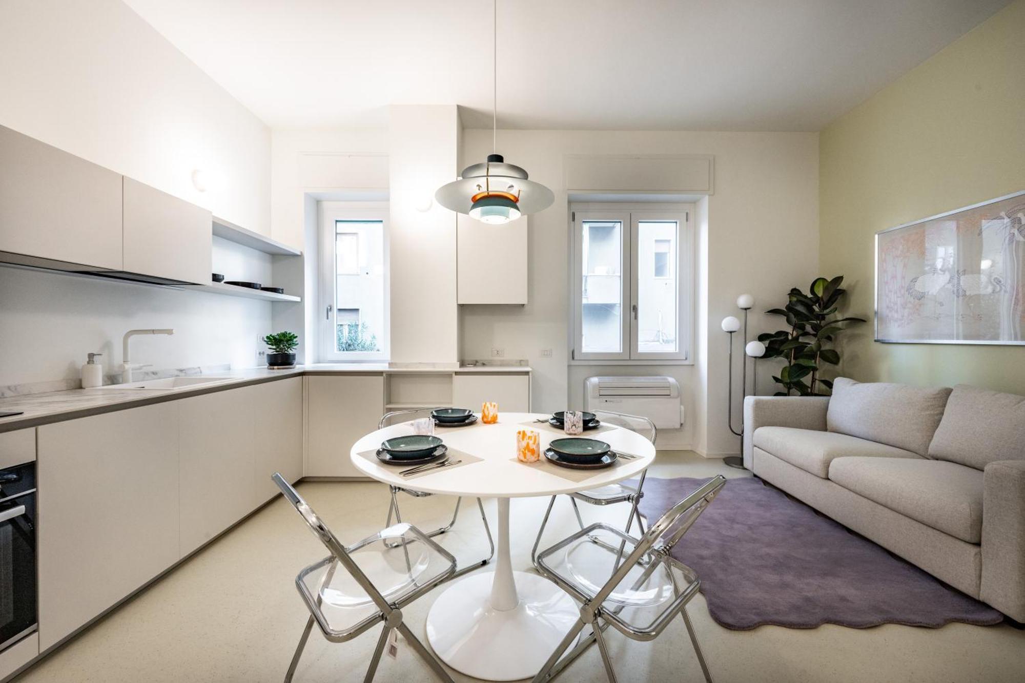 Apartamento Design And Silence - Wide Renovated 2 Stops Form Milão