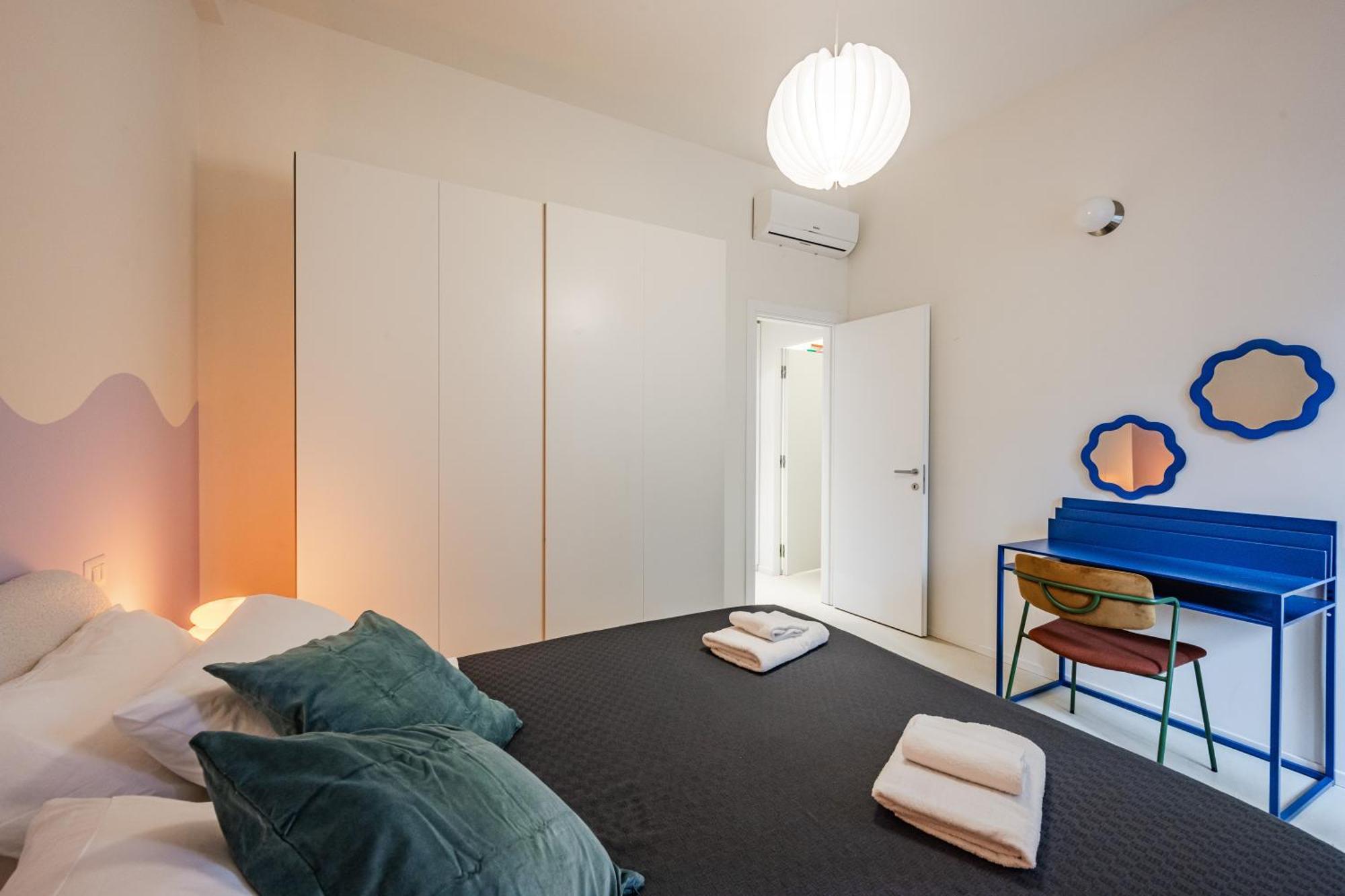 Design And Silence - Wide Renovated 2 Stops Form * Milão